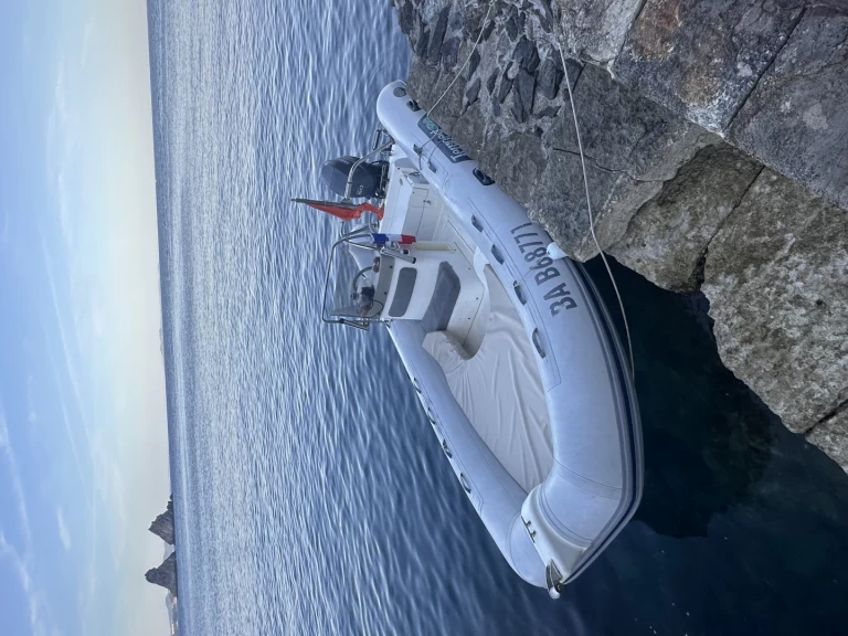 Alquiler Neumática en Six-Fours-les-Plages - Capelli Tempest 500