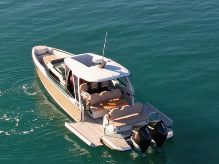 Alquiler de Saxdor 10.28M en Agios Geórgios Argyrádon