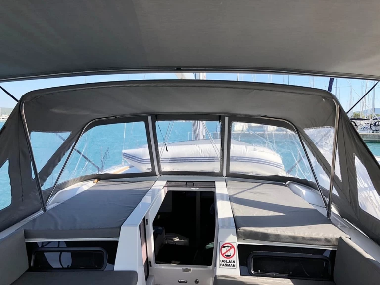 Alquiler de barcos Sukošan barato de Oceanis 51.1