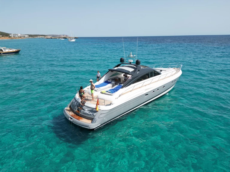 Alquiler de Princess V65 en Mahón