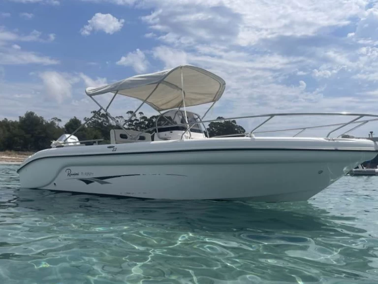 Alquiler Hyères - Ranieri Voyager 22 en SamBoat