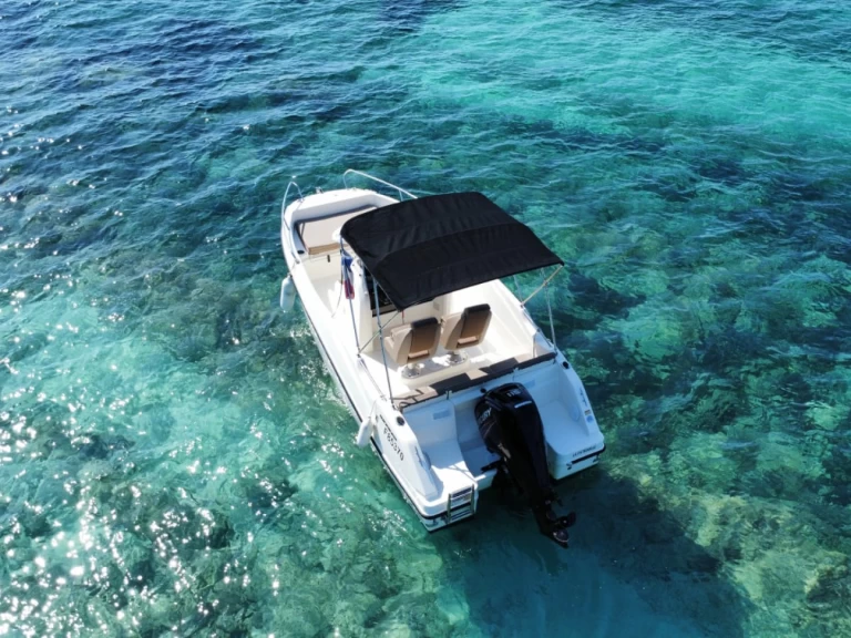 Lancha para alquilar Mandelieu-la-Napoule al mejor precio