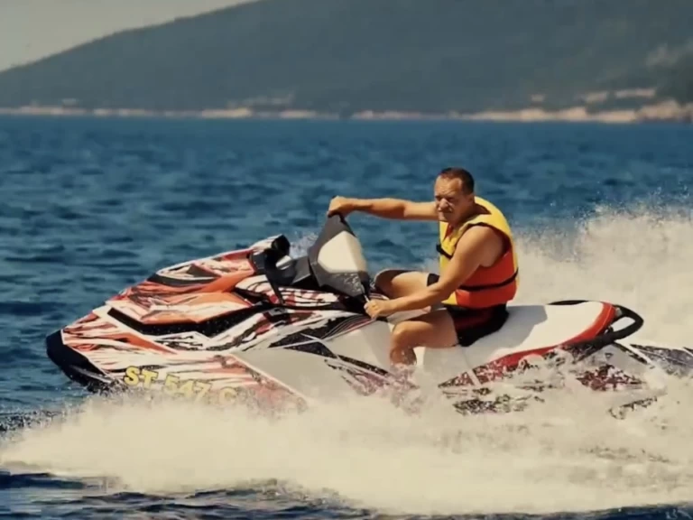 Alquiler Moto de agua en Tivat - Sea-Doo GTI 130