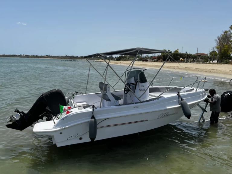 Alquiler de Lancha, con o sin patrón Blumax Siracusa