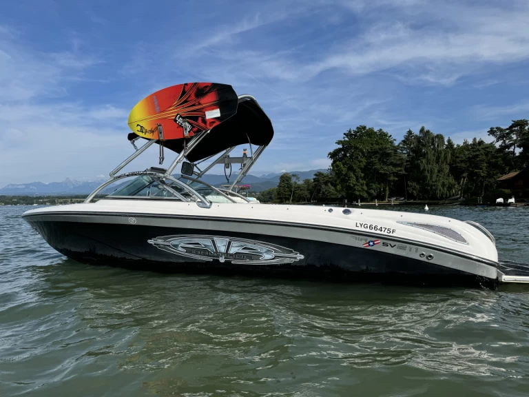 Alquiler Lancha en Sciez - Nautique Correct Craft SV 211