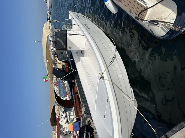Alquiler Marzamemi - Conero Breeze 820 en SamBoat