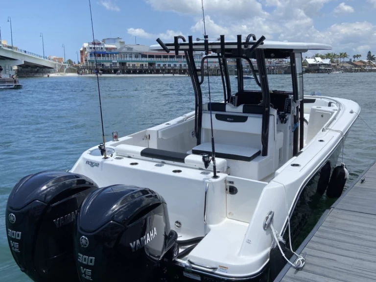 Alquiler de Robalo Center Console  en Anna Maria Island