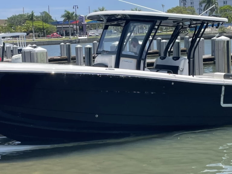 Alquiler de Lancha, con o sin patrón Robalo Anna Maria Island