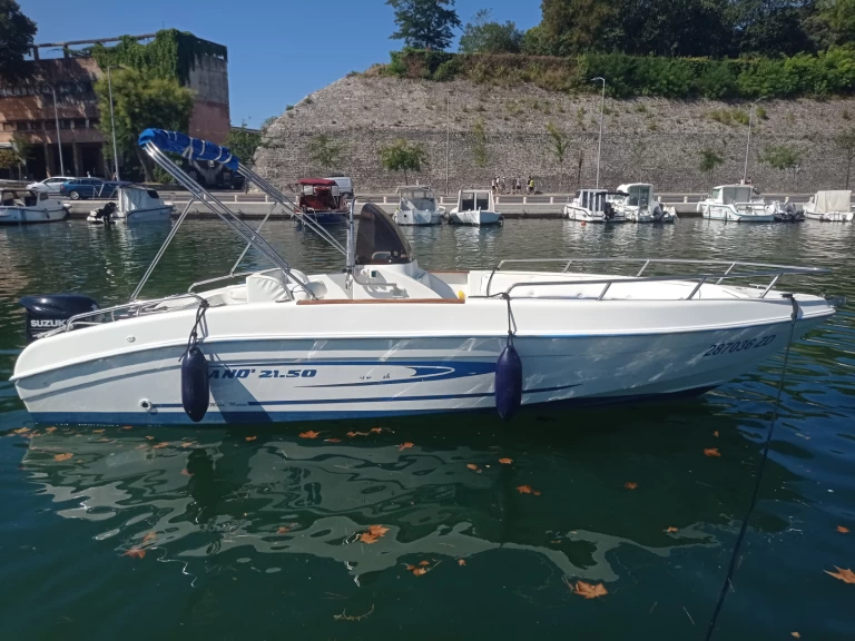 Rancraft Millennum 20.20 de alquiler a Zadar