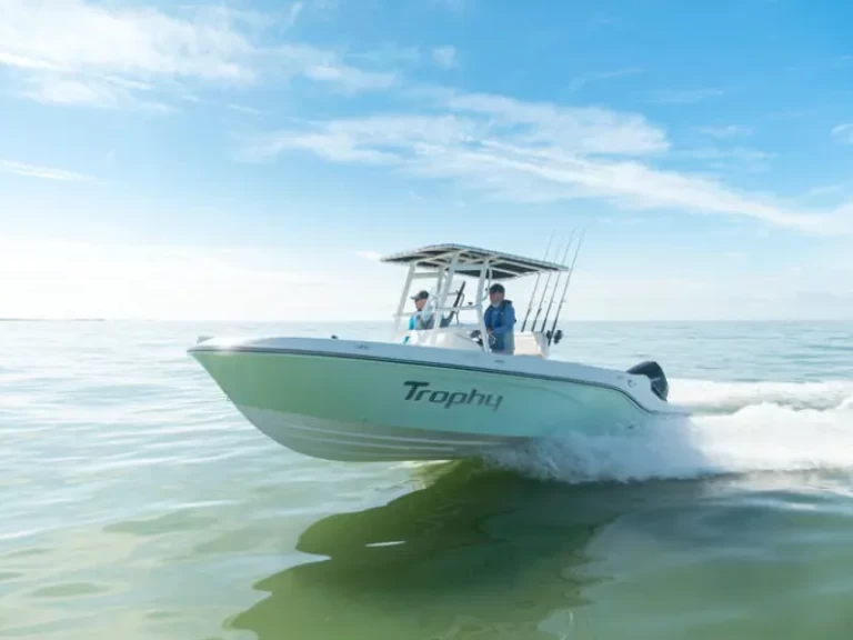 Alquiler de embarcaciones Bayliner Trophy enMarsella en Samboat