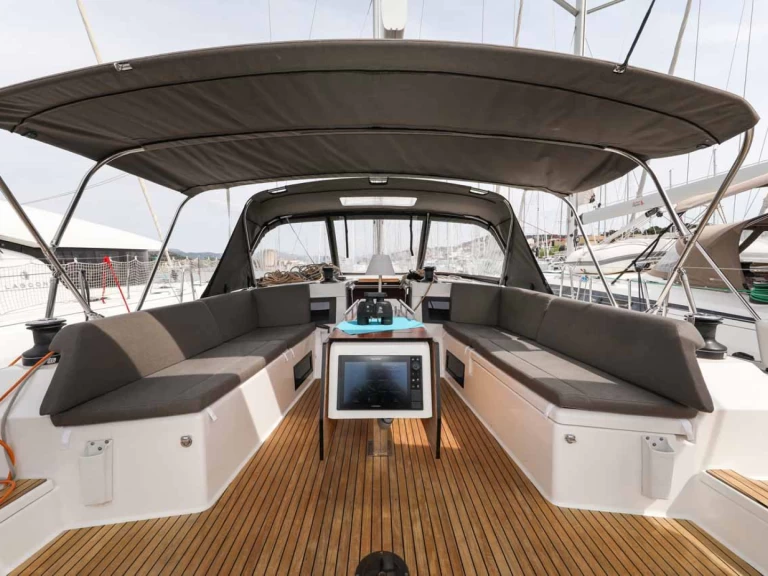 Alquiler Velero Dufour con o sin  título de navegación