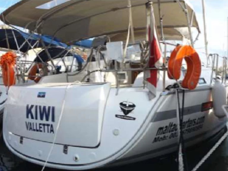 Bavaria Cruiser 36 de alquiler a Kalkara