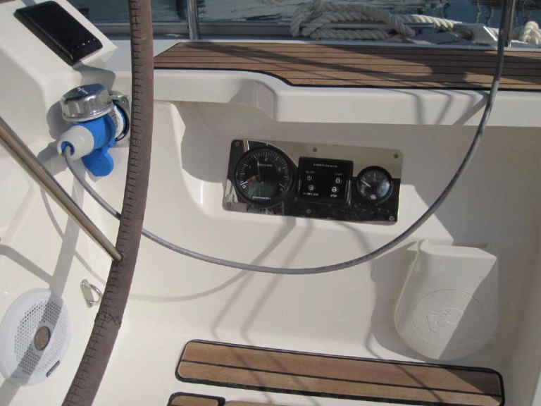 Velero para alquilar Capo d'Orlando al mejor precio