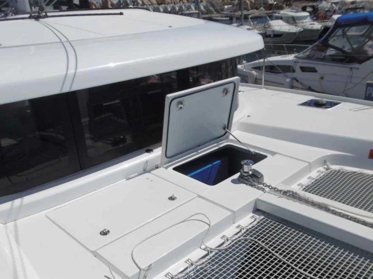 Lagoon Lagoon 42 de alquiler a Bormes-les-Mimosas