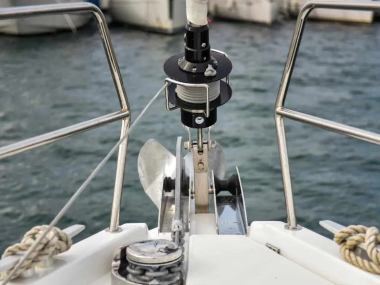 Alquiler Velero Jeanneau con o sin  título de navegación