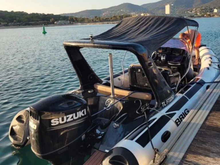 Alquiler Neumática Brig con o sin  título de navegación