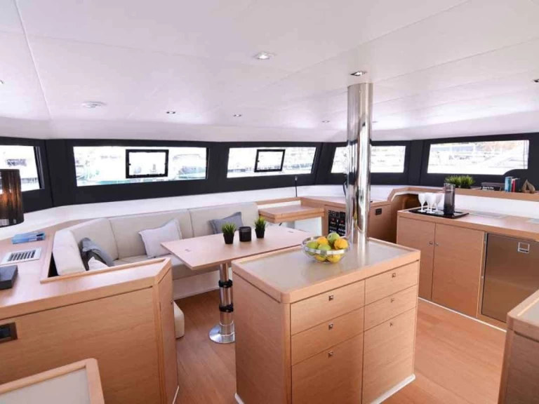 Alquiler de embarcaciones Dufour Dufour Catamarans 48 Sail enCapo d'Orlando en Samboat