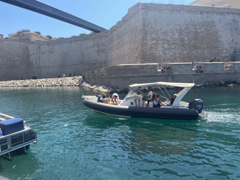 Blu and blu italy 620 confort de alquiler a Marsella