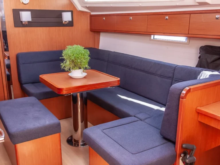 Alquiler de embarcaciones Bavaria Cruiser 41 enLefkáda en Samboat