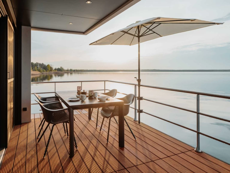 Alquiler de FLOATING 44-3 en Kröslin