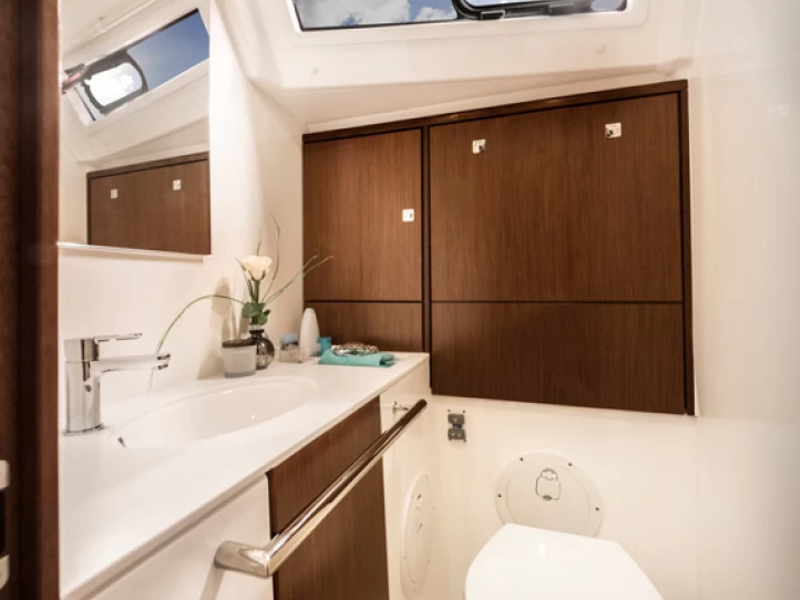 Alquiler de Velero, con o sin patrón Bavaria Trogir