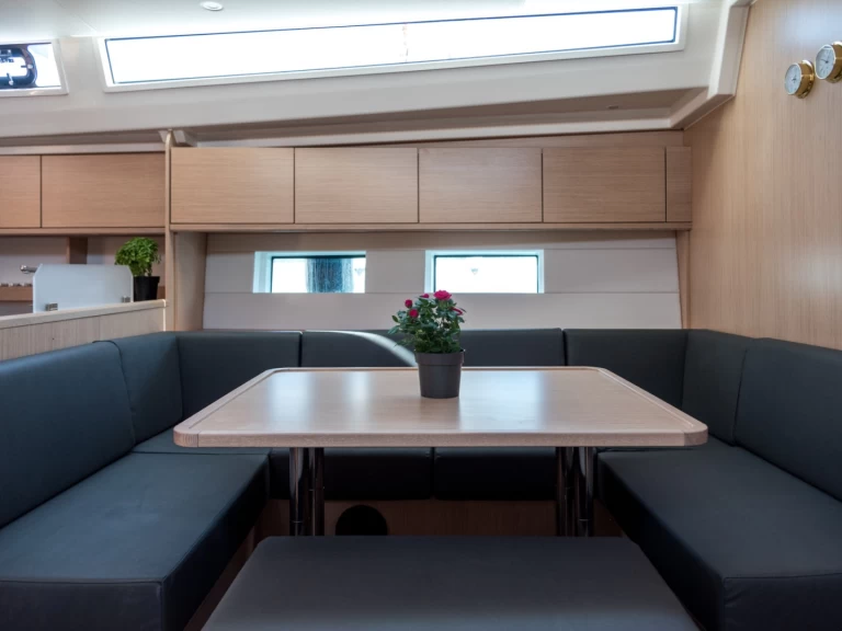 Alquiler de Velero, con o sin patrón Bavaria Lefkáda