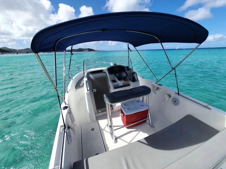 Alquiler Lancha Jeanneau con o sin  título de navegación