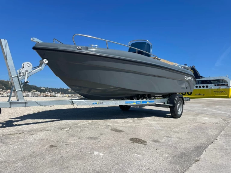 Lancha para alquilar Zante al mejor precio