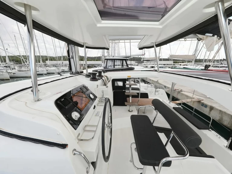 Alquiler de embarcaciones Lagoon Lagoon 42 enKaštela en Samboat