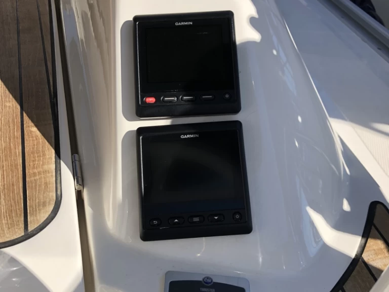 Alquiler de Velero, con o sin patrón Bavaria Cos