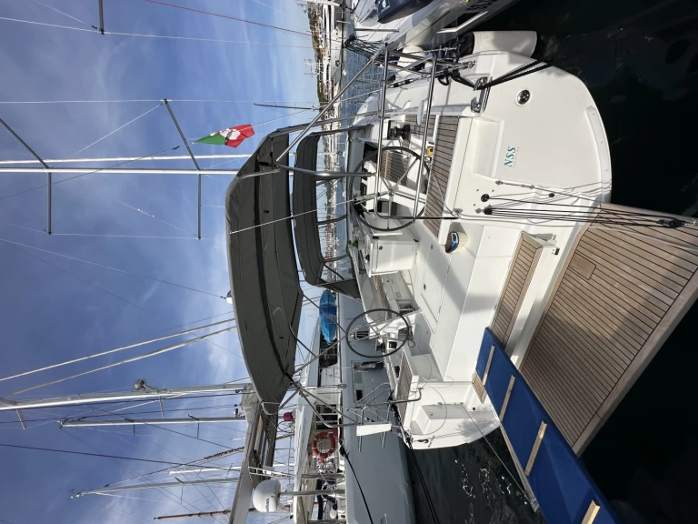 Alquiler Velero Bénéteau con o sin  título de navegación