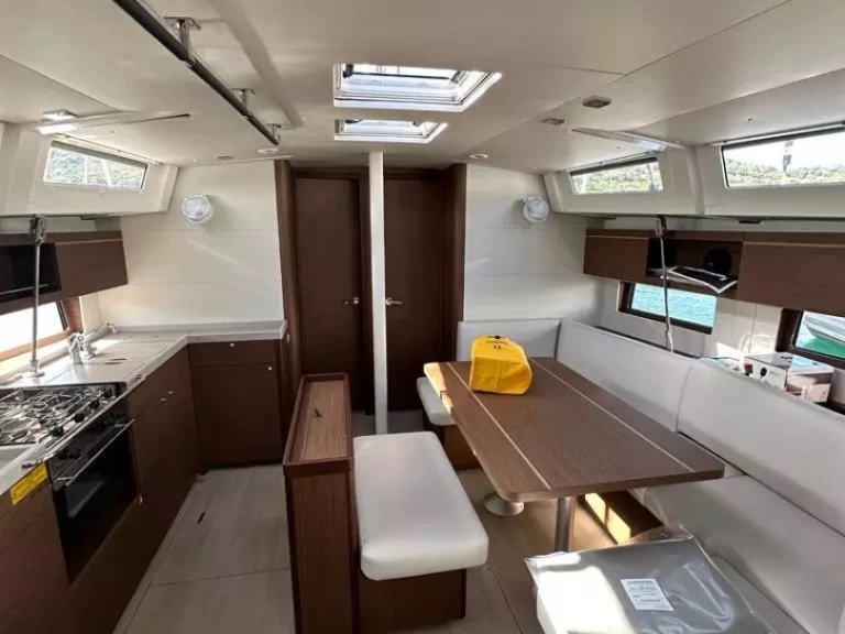 Alquiler Velero Bénéteau con o sin  título de navegación