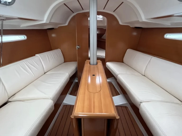 Bénéteau First 31.7 de alquiler a Saint-Quay-Portrieux