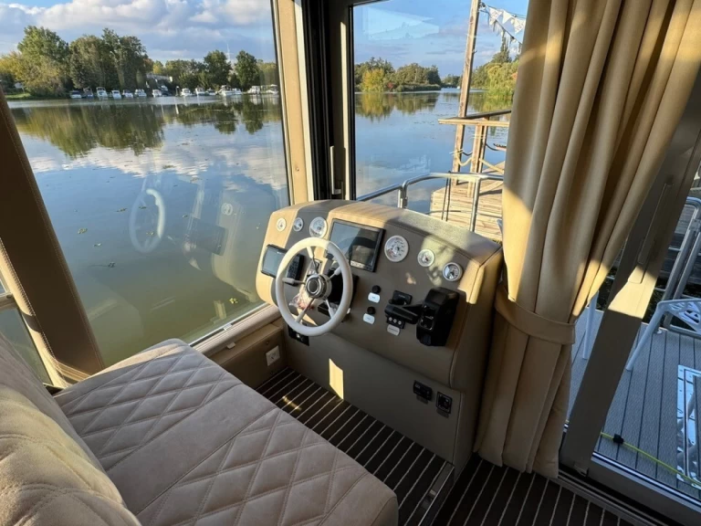 Alquiler de barcos Buchholz barato de Luxboot