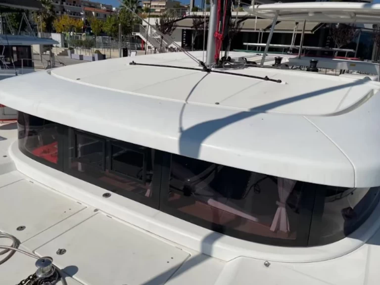 Lagoon Lagoon 42 de alquiler a Lávrio