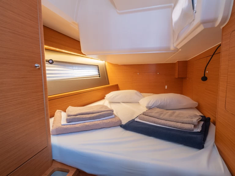 Velero para alquilar Skradin al mejor precio