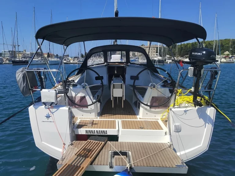 Alquiler de embarcaciones Jeanneau Sun Odyssey 349 enPula en Samboat