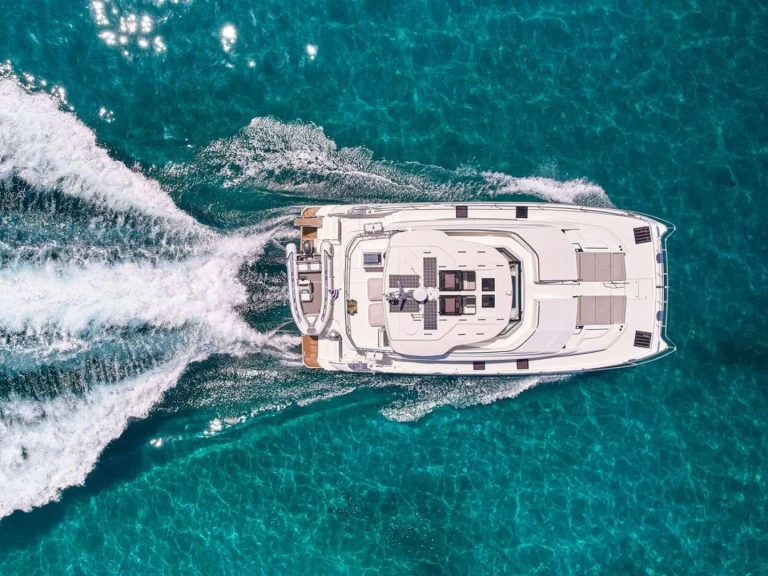 Alquiler de Yate de lujo, con o sin patrón Aquila Atenas