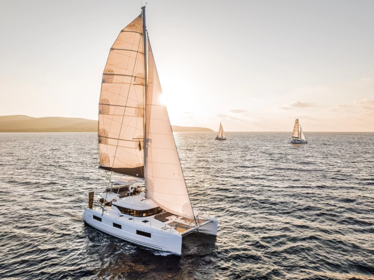 Alquiler Catamarán Lagoon con o sin  título de navegación