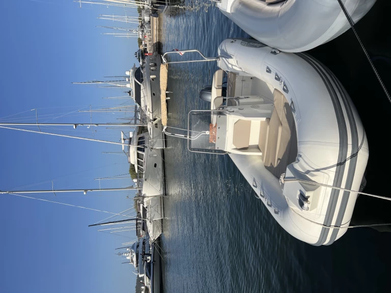 Alquiler de Neumática, con o sin patrón Capelli Olbia