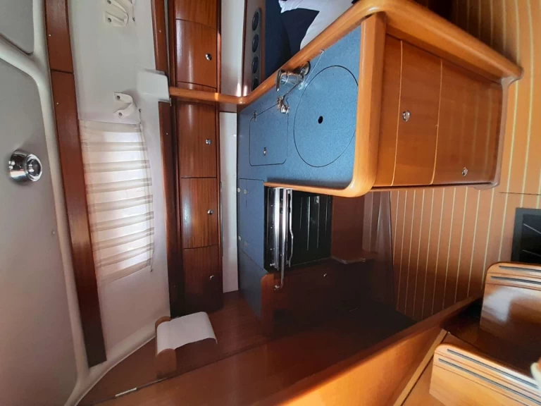 Alquiler de Bavaria Bavaria 32 en Toulon