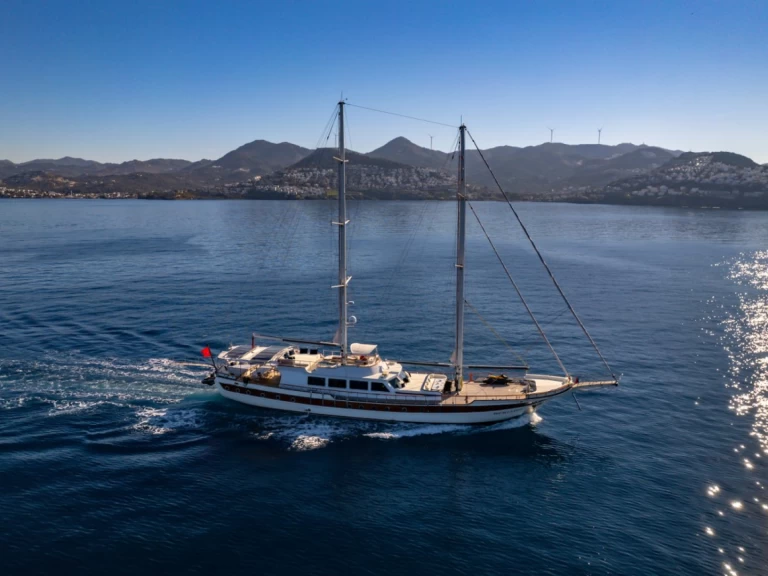 Alquiler de Velero, con o sin patrón Custom Made Bodrum