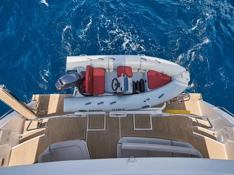 Lancha para alquilar Rogoznica al mejor precio