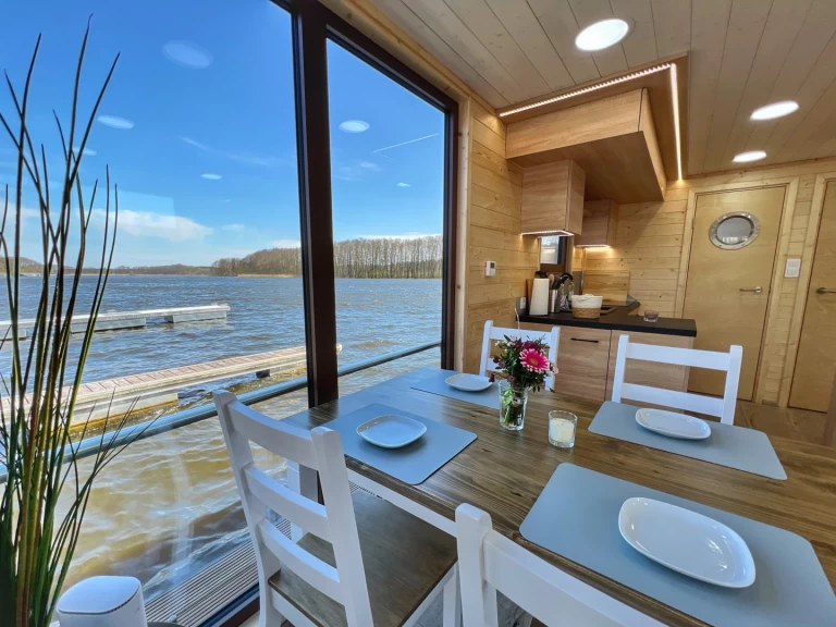 Alquiler de WOMA Woma D12 en Fürstenberg/Havel