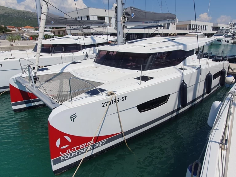 Alquiler de Catamarán, con o sin patrón Fountaine Pajot Dubrovnik
