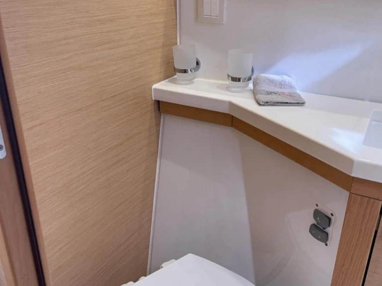 Alquiler Catamarán Lagoon con o sin  título de navegación