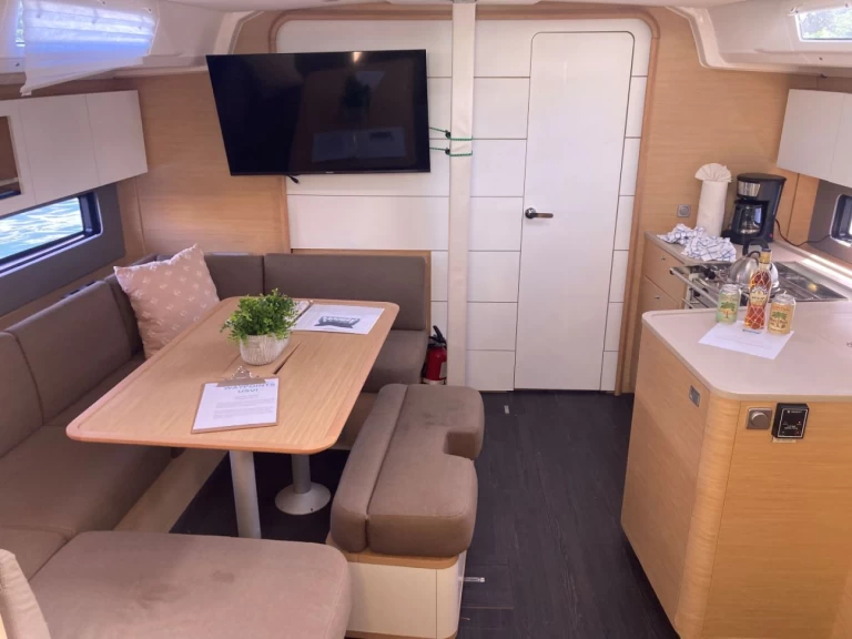 Alquiler Velero Dufour con o sin  título de navegación