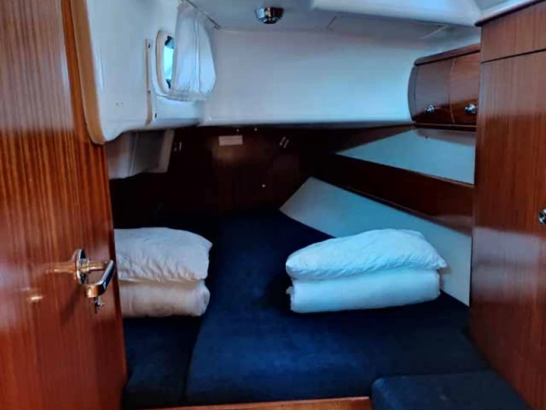 Alquiler de Bavaria Bavaria 41 en Gouviá