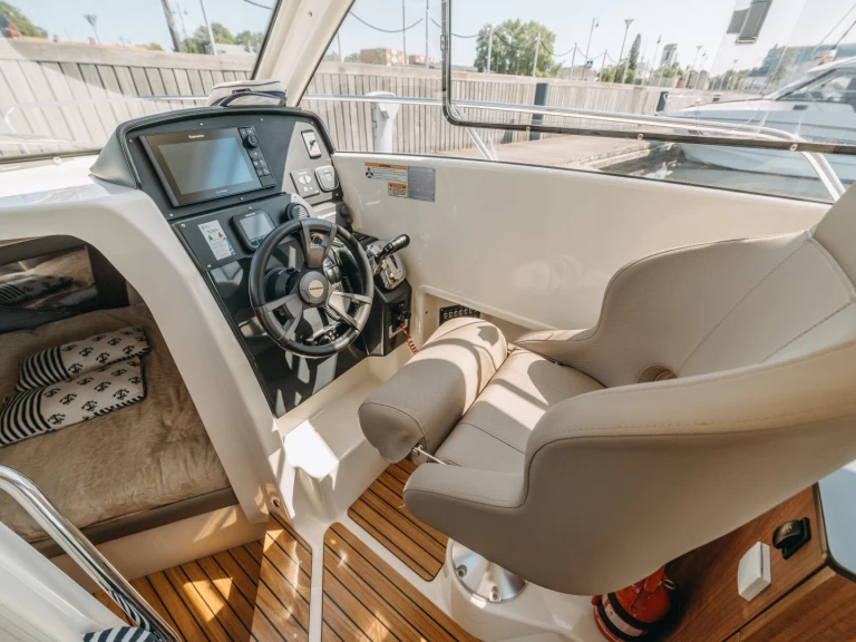 Alquiler Lancha en Klaipėda - Quicksilver Active 755 Weekend