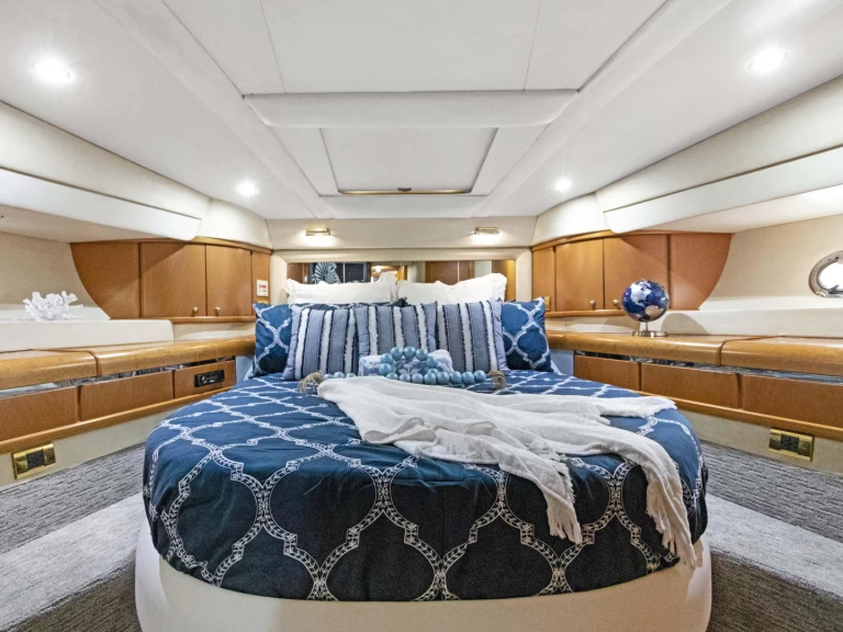 Alquiler de embarcaciones Sealine Sealine T 51 enPhuket (City) en Samboat